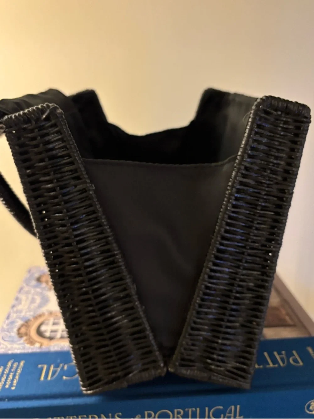 New with Tag Black Rattan Wicker Top Handle Bag - Picture 11 of 14